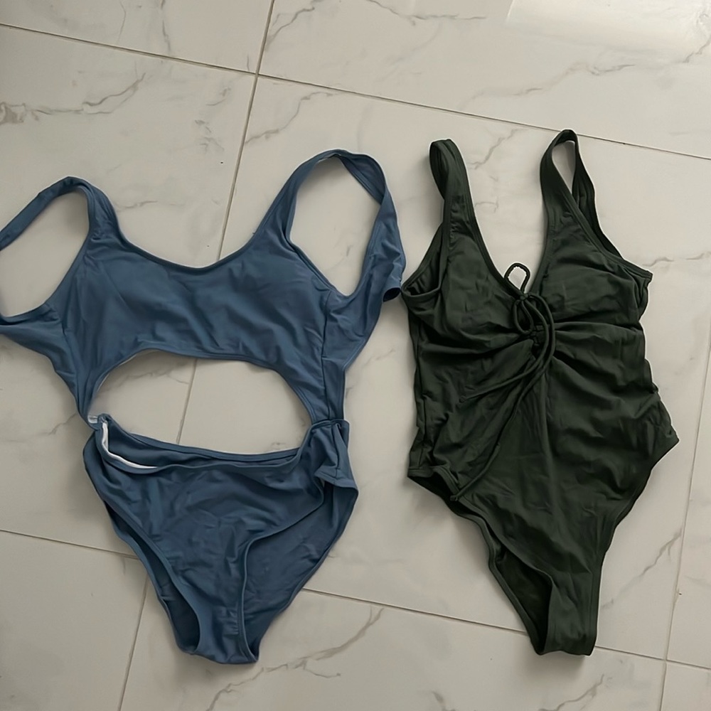 TWO ONE PIECE SWIMSUITS